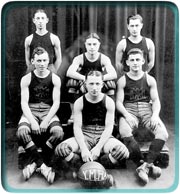 Stars of Eddie: Members of Gottlieb's Philadelphia SPHAs circa the 1920s. 